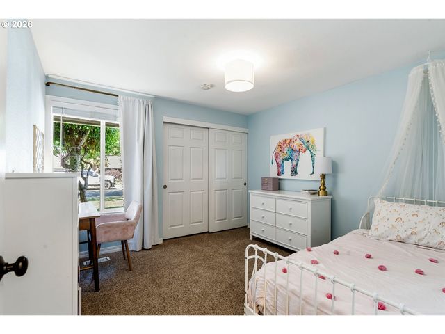2570 Sw 203RD Ave, Beaverton, OR 97003