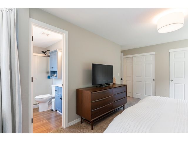 2570 Sw 203RD Ave, Beaverton, OR 97003
