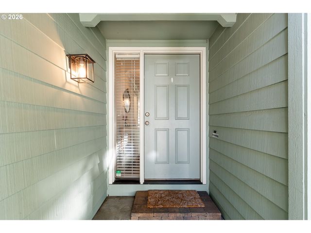 2570 Sw 203RD Ave, Beaverton, OR 97003