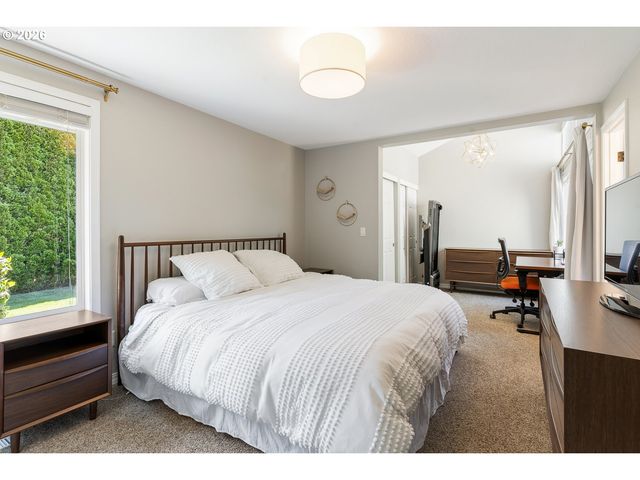 2570 Sw 203RD Ave, Beaverton, OR 97003