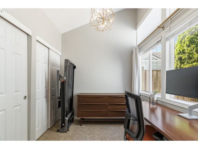 2570 Sw 203RD Ave, Beaverton, OR 97003