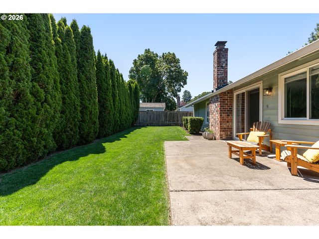 2570 Sw 203RD Ave, Beaverton, OR 97003