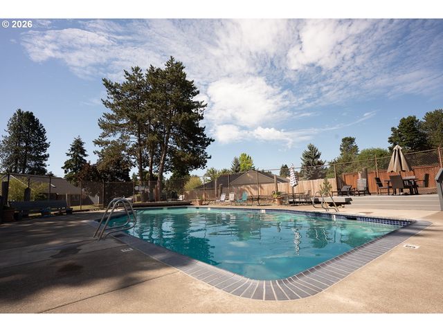 2570 Sw 203RD Ave, Beaverton, OR 97003