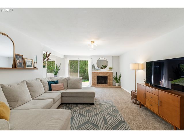 2570 Sw 203RD Ave, Beaverton, OR 97003