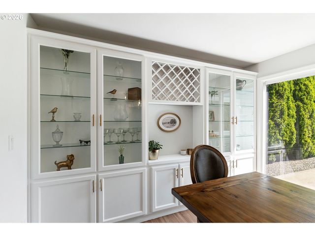 2570 Sw 203RD Ave, Beaverton, OR 97003