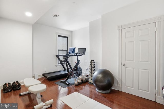 1326 CORCORAN ST NW, Washington, DC 20009
