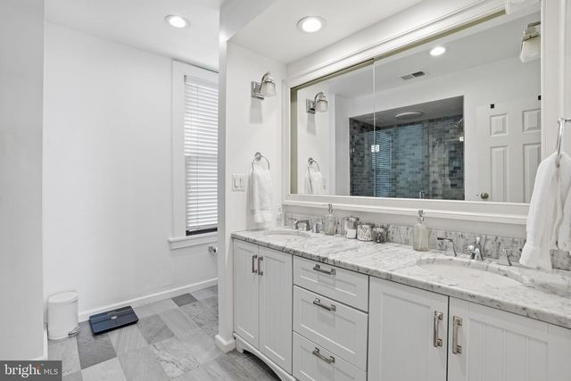 1326 CORCORAN ST NW, Washington, DC 20009