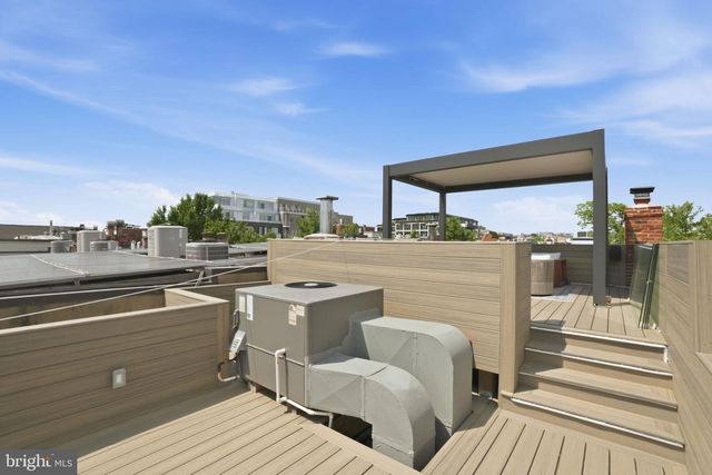 1326 CORCORAN ST NW, Washington, DC 20009