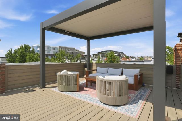 1326 CORCORAN ST NW, Washington, DC 20009