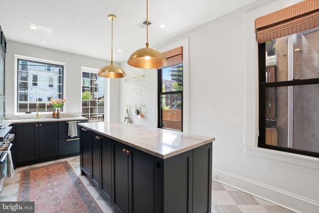 1326 CORCORAN ST NW, Washington, DC 20009