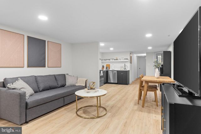 1326 CORCORAN ST NW, Washington, DC 20009