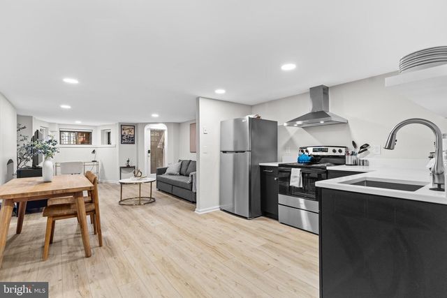 1326 CORCORAN ST NW, Washington, DC 20009