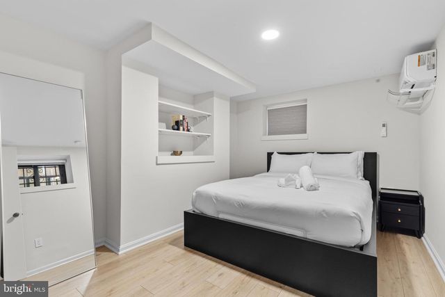 1326 CORCORAN ST NW, Washington, DC 20009