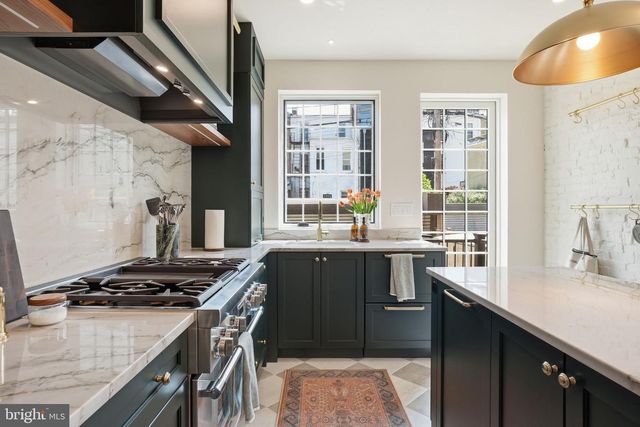 1326 CORCORAN ST NW, Washington, DC 20009