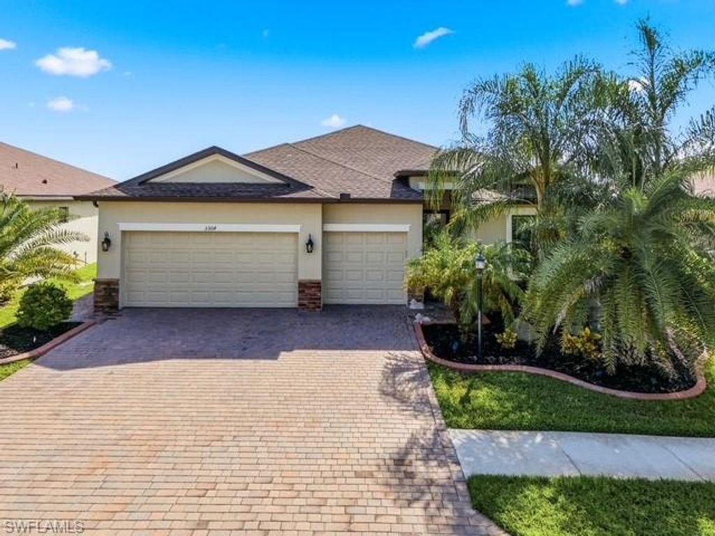 3304 Menores WAY, FORT MYERS, FL 33905 — photo 2