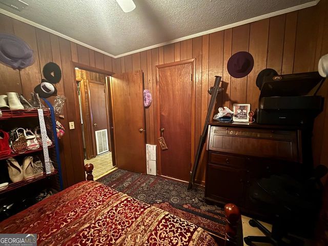 314 Durrence St, Glennville, GA 30427