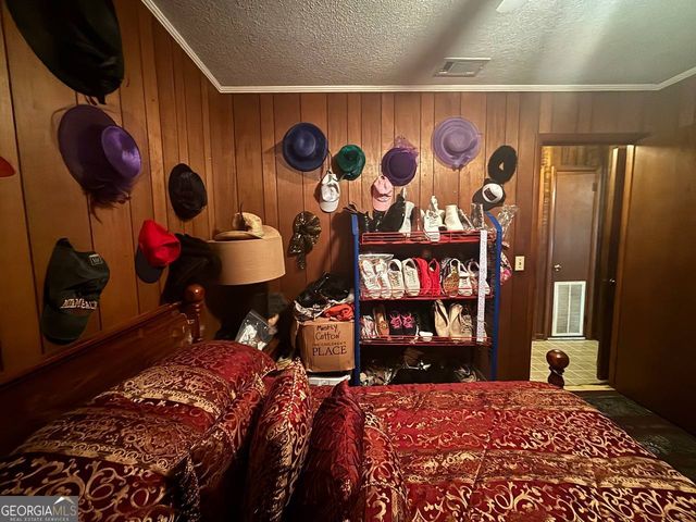 314 Durrence St, Glennville, GA 30427