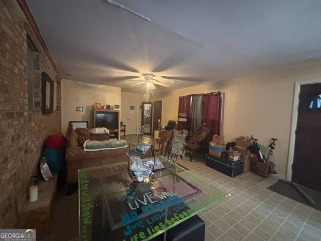 314 Durrence St, Glennville, GA 30427