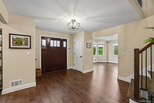 10 Berkshire Drive, New City, NY 10956
