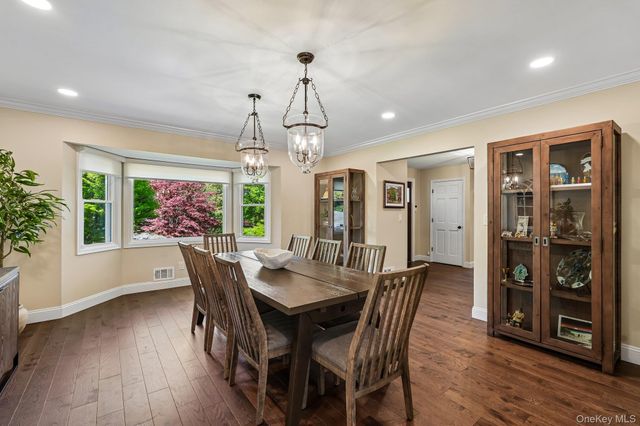 10 Berkshire Drive, New City, NY 10956