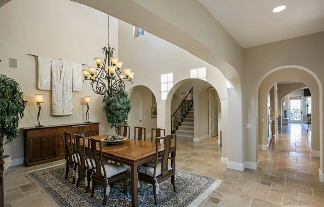 8181 Lamour Ln, San Diego, CA 92127