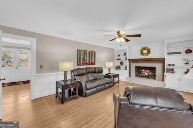 3303 Sean Way, Lawrenceville, GA 30044