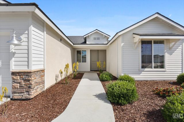 14924 Wayne Lee Court, Bakersfield, CA 93314