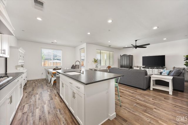 14924 Wayne Lee Court, Bakersfield, CA 93314