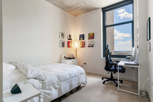 235 W Van Buren Street 2915, Chicago, IL 60607