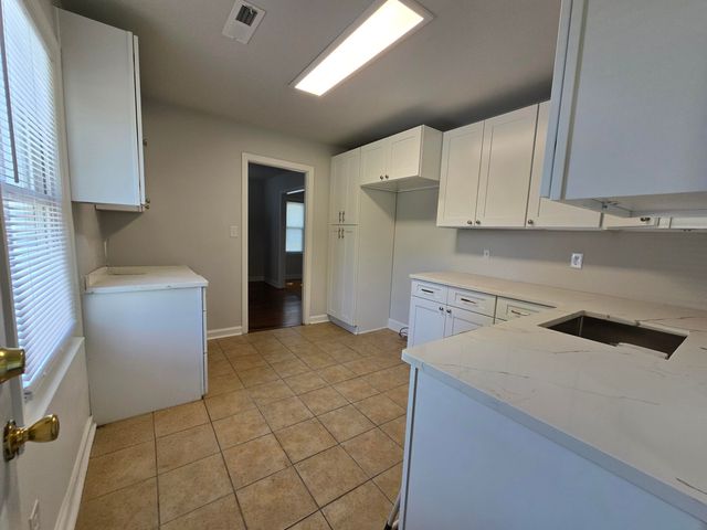 300 Mary Scott Drive, Goose Creek, SC 29445