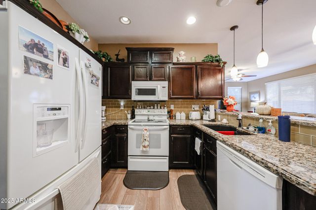 20050 N SIESTA ROCK Drive, Surprise, AZ 85374