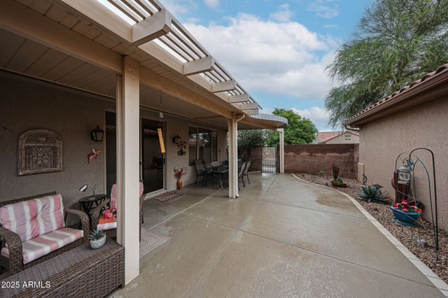 20050 N SIESTA ROCK Drive, Surprise, AZ 85374