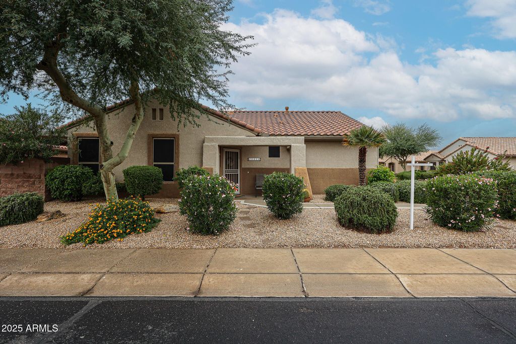 20050 N SIESTA ROCK Drive, Surprise, AZ 85374 — exterior