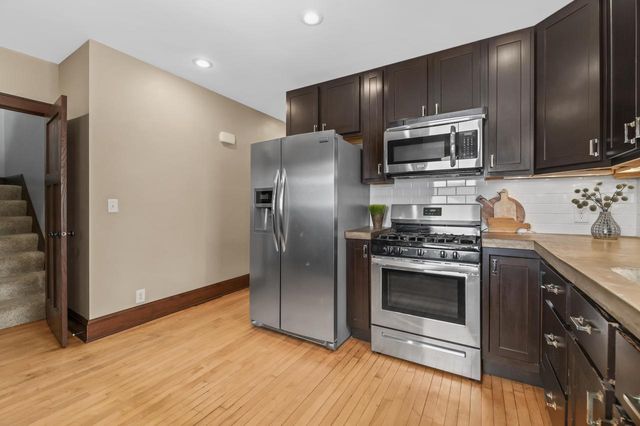 2735 S Greeley STREET, Milwaukee, WI 53207