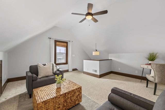 2735 S Greeley STREET, Milwaukee, WI 53207