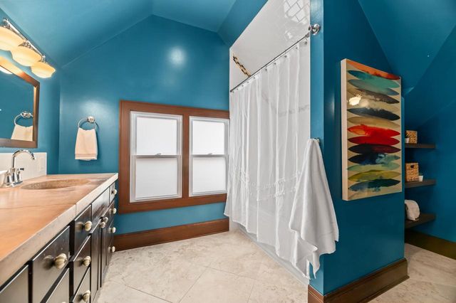 2735 S Greeley STREET, Milwaukee, WI 53207