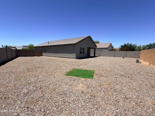 25587 N BOREAS Road, Florence, AZ 85132