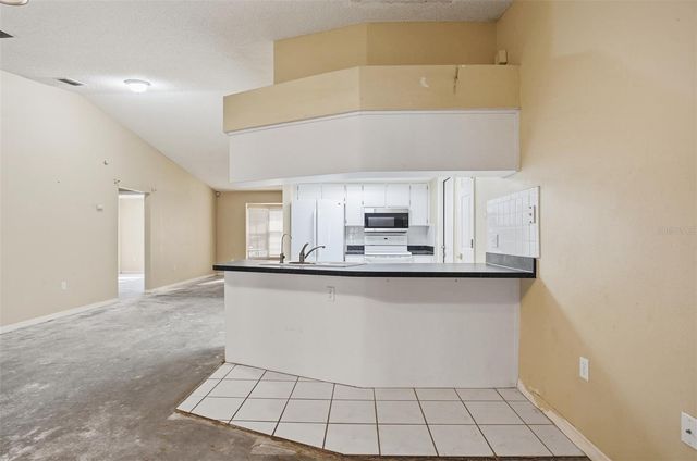 4205 TALL OAK LANE, New Port Richey, FL 34653