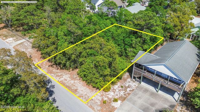 48 NE 1st Street, Oak Island, NC 28465