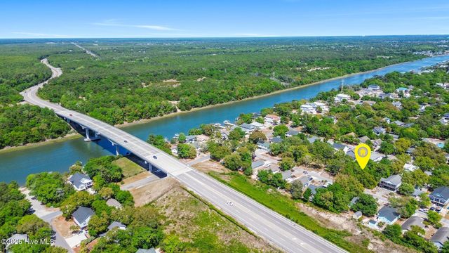 48 NE 1st Street, Oak Island, NC 28465