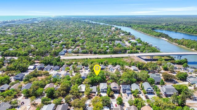 48 NE 1st Street, Oak Island, NC 28465