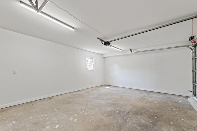 1323 Donaghey Avenue, Conway, AR 72034