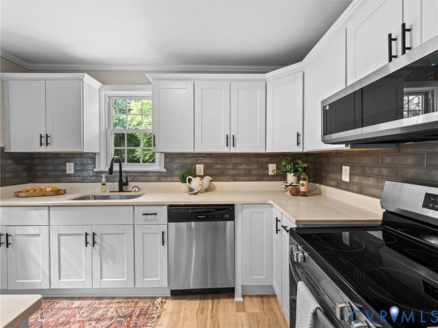 1901 W Club Ln, Henrico, VA 23226