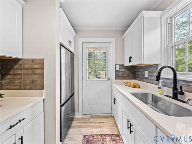 1901 W Club Ln, Henrico, VA 23226