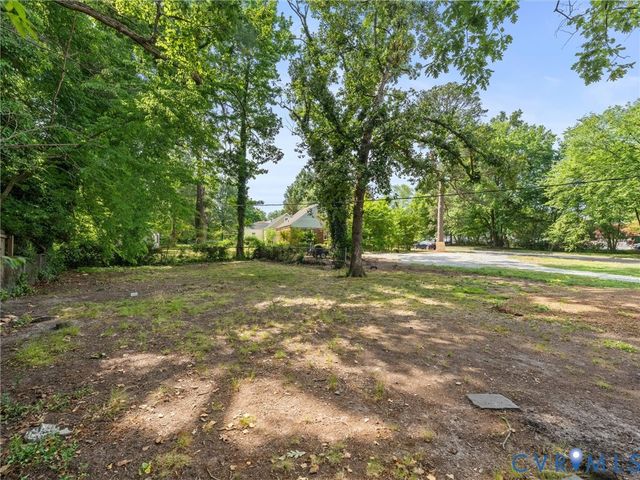 1901 W Club Ln, Henrico, VA 23226