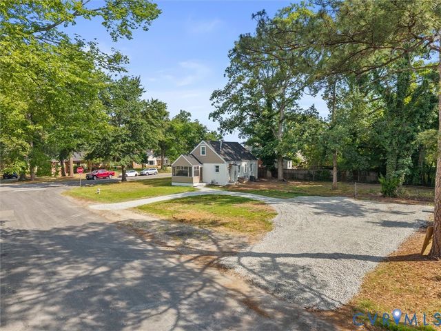 1901 W Club Ln, Henrico, VA 23226