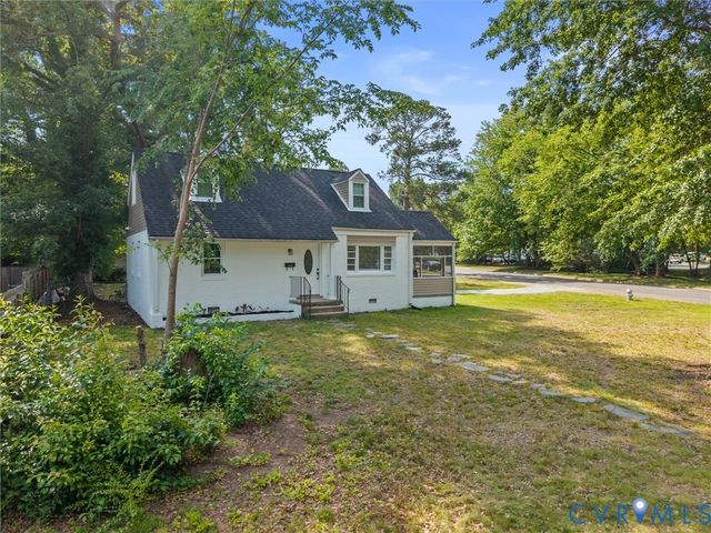 1901 W Club Ln, Henrico, VA 23226
