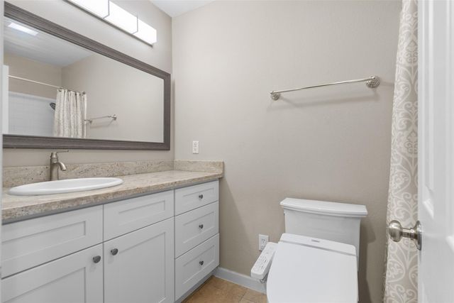 161 Litchfield Lane, Houston, TX 77024