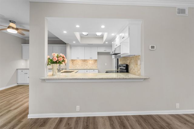 161 Litchfield Lane, Houston, TX 77024