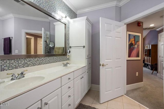 3700 Baron Cooper Pass 204, Raleigh, NC 27612